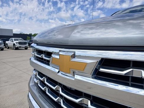 Certified 2024 Chevrolet Silverado 1500 LTZ w/ LTZ Premium Package AWD/4WD image 42