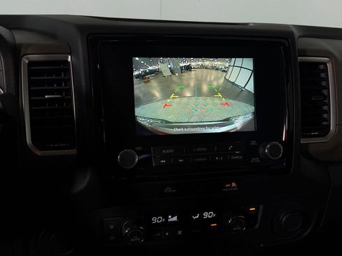 Used 2024 Nissan Frontier SV w/ SV Convenience Package image 19