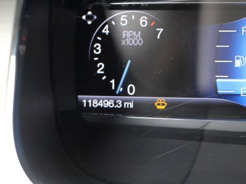 Used 2014 Ford Taurus SEL w/ Equipment Group 201A FWD image 23