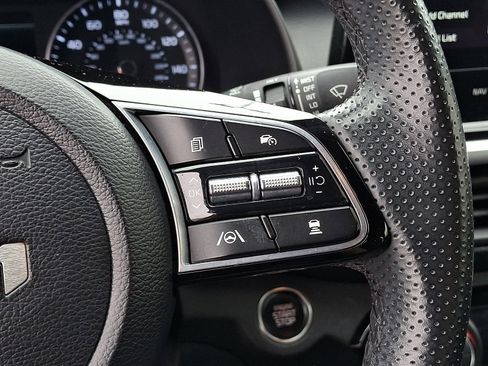 Used 2023 Kia Forte GT-Line w/ GT-Line Technology Package FWD image 22