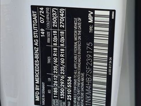 Certified 2025 Mercedes-Benz GLC 300 4MATIC image 25