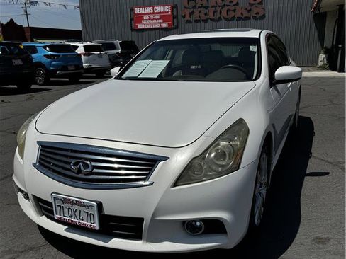 Used 2013 INFINITI G37 Journey w/ Premium Pkg RWD image 1