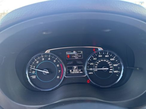 Used 2017 Subaru Forester 2.5i Limited image 12