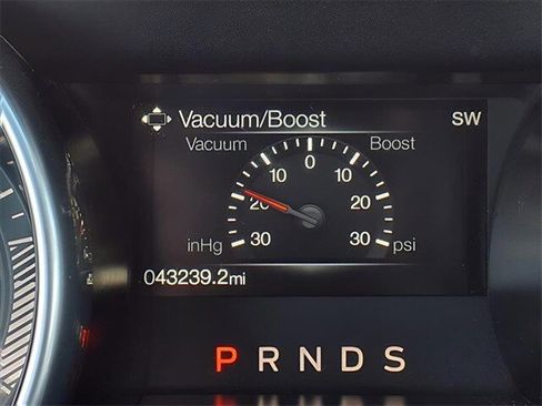 Certified 2021 Ford Mustang Coupe image 34