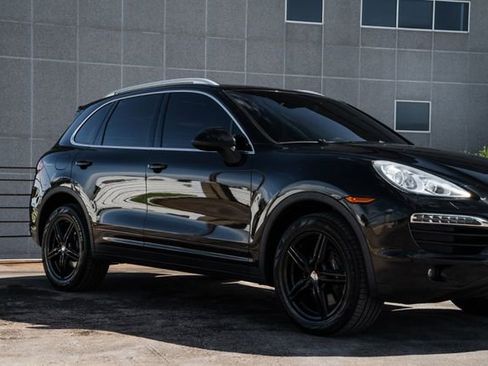 Used 2012 Porsche Cayenne image 54