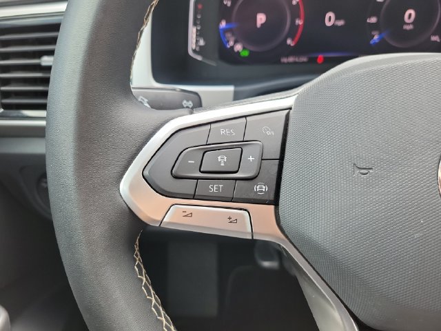 Used 2023 Volkswagen Atlas SE w/ Panoramic Sunroof Package FWD image 27
