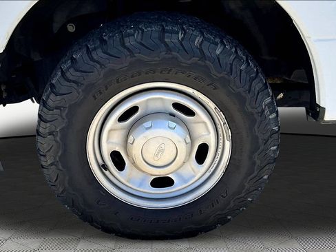 Used 2020 Ford F250 XL w/ Power Equipment Group RWD image 31