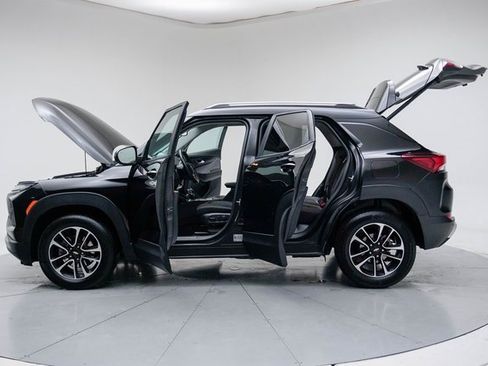 Used 2024 Chevrolet TrailBlazer LT w/ Convenience Package image 18