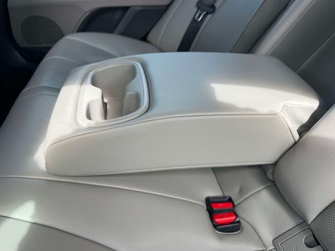 Certified 2021 Toyota Camry XLE FWD image 22