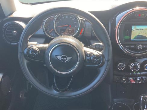 Used 2020 MINI Cooper 2-Door Hardtop FWD image 12