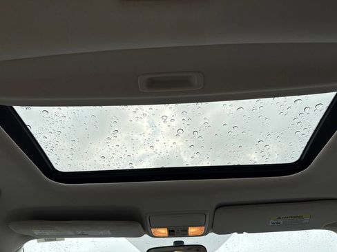 Used 2016 Honda CR-V EX image 5
