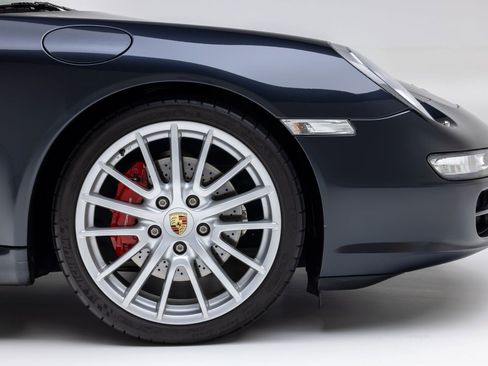 Used 2006 Porsche 911 Cabriolet image 38