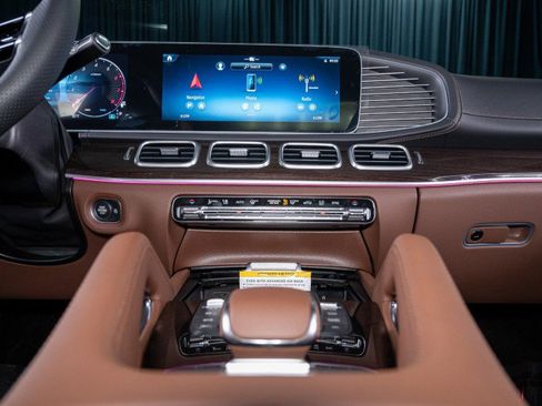 New 2025 Mercedes-Benz GLS 450 4MATIC image 22