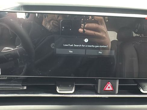 New 2026 Kia Carnival LXS image 26