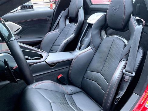 Used 2023 Chevrolet Corvette Z06 image 19