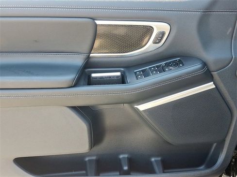 New 2025 Ford Expedition Max Platinum w/ Stealth Performance Package image 7