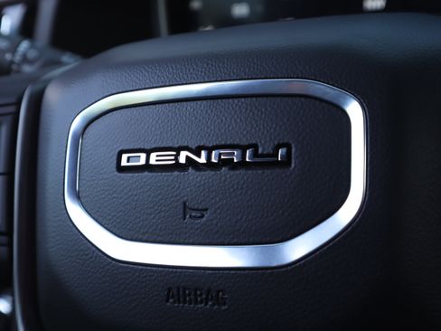 Used 2024 GMC Sierra 3500 Denali Ultimate image 32