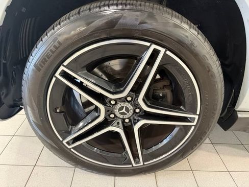 Used 2024 Mercedes-Benz GLS 450 4MATIC image 33
