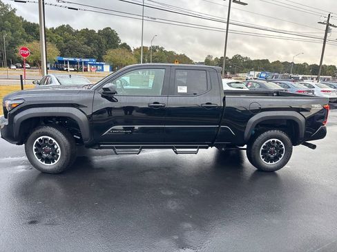 New 2025 Toyota Tacoma TRD Off-Road image 2