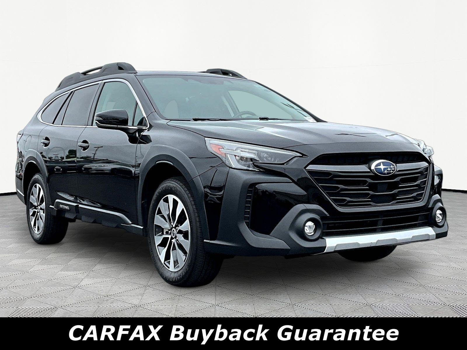 Used 2025 Subaru Outback Limited AWD/4WD image 3