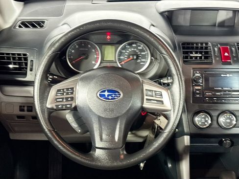 Used 2015 Subaru Forester 2.5i Premium w/ All-Weather Package AWD/4WD image 13
