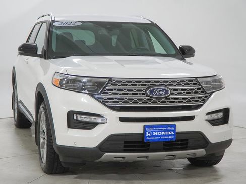Used 2022 Ford Explorer Limited w/ Equipment Group 301A image 18