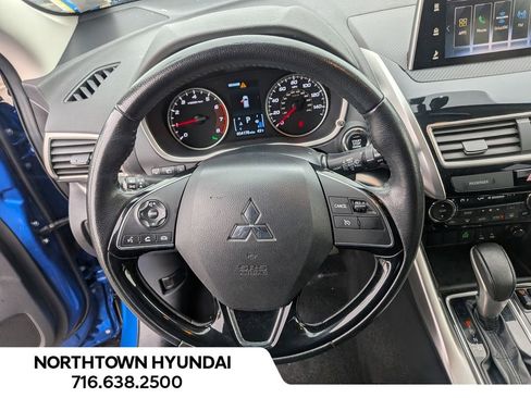 Used 2018 Mitsubishi Eclipse Cross SE image 5