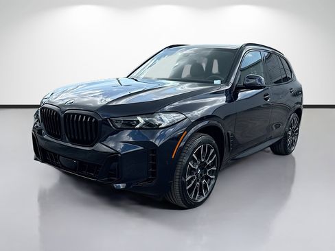 New 2026 BMW X5 xDrive40i w/ M Sport Package AWD/4WD image 7