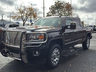 Used 2017 GMC Sierra 2500 Denali w/ Duramax Plus Package