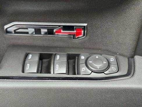 Certified 2025 GMC Sierra 1500 AT4 w/ Technology Package AWD/4WD image 22