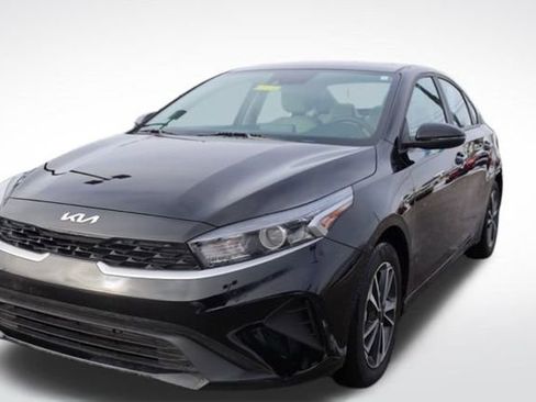 Certified 2023 Kia Forte LXS w/ LXS Technology Package image 5
