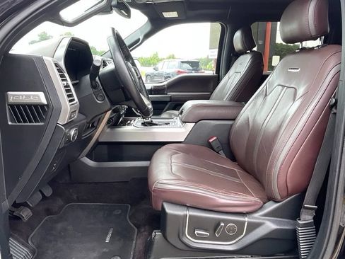 Used 2016 Ford F150 Platinum w/ Equipment Group 701A Luxury RWD image 15