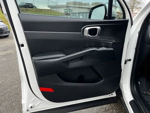 Used 2023 Kia Sorento EX image 20