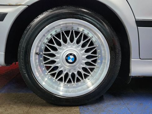 Used 1999 BMW 528i Sedan image 74