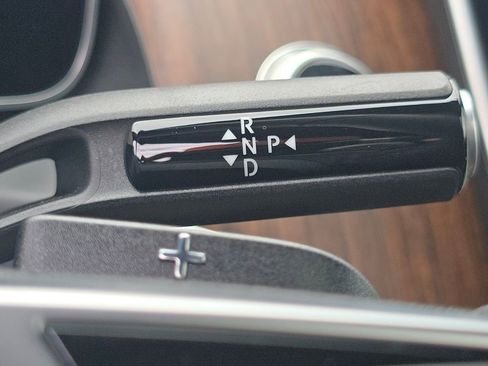 Certified 2026 Mercedes-Benz GLC 300 4MATIC image 37