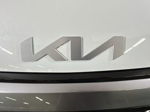 Used 2026 Kia Sportage S AWD/4WD image 9