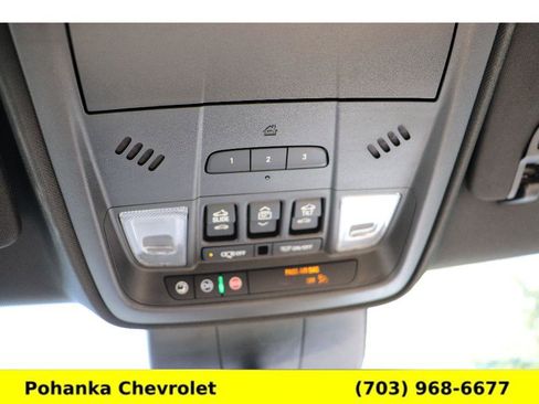 Used 2024 Cadillac XT4 Luxury w/ Cold Weather Package AWD/4WD image 19