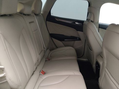 Used 2017 Lincoln MKC Premiere FWD image 19