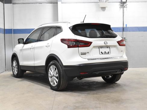 Used 2020 Nissan Rogue Sport SV w/ Technology Package FWD image 21