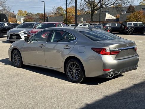 Used 2018 Lexus ES 350 w/ Premier Package image 7