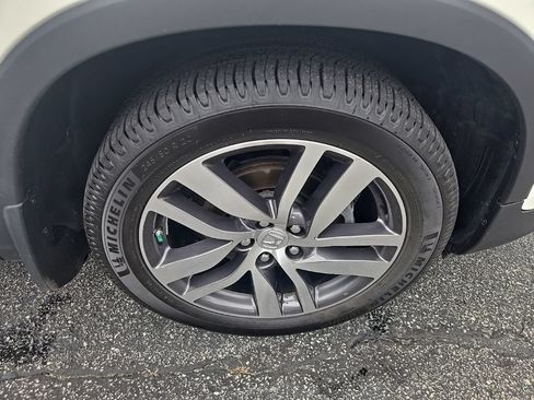 Used 2017 Honda Pilot Touring image 20