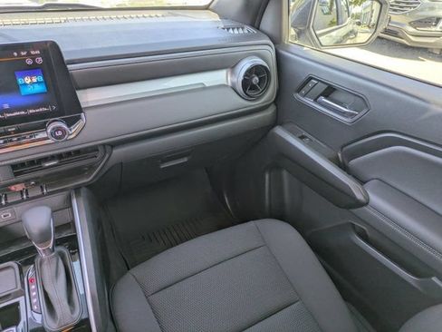 Used 2024 Chevrolet Colorado LT w/ LT Convenience Package RWD image 16