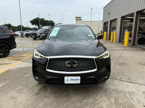 Used 2021 INFINITI QX50 Luxe FWD image 3