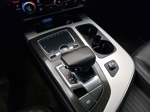 Used 2019 Audi Q7 2.0T Premium Plus w/ Premium Plus Package image 14