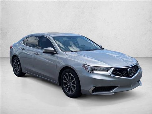 Used 2018 Acura TLX FWD image 3