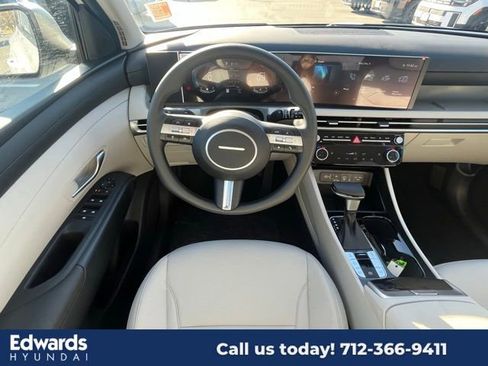New 2025 Hyundai Tucson SEL image 13