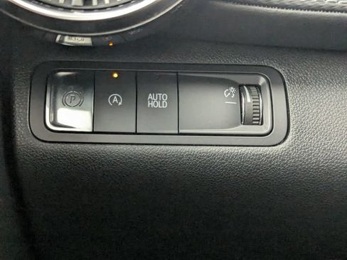 Used 2026 Chevrolet Equinox LT FWD image 12