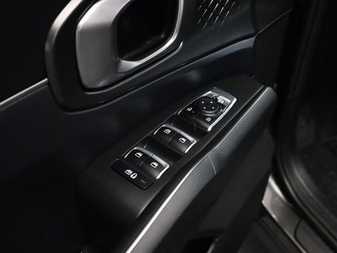 Certified 2026 Kia Sorento EX FWD image 18