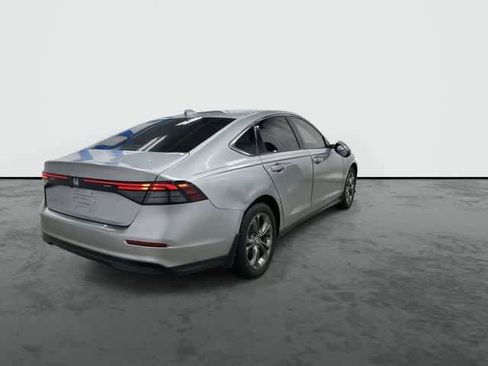 Used 2023 Honda Accord EX image 3