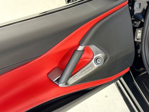 Used 2021 Ferrari 812 GTS RWD image 13